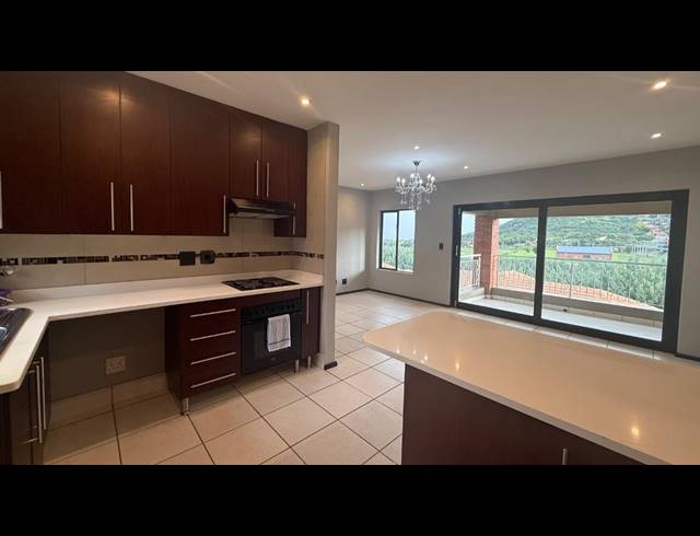 2 BEDROOM APARTMENT FOR SALE IN GLENVISTA